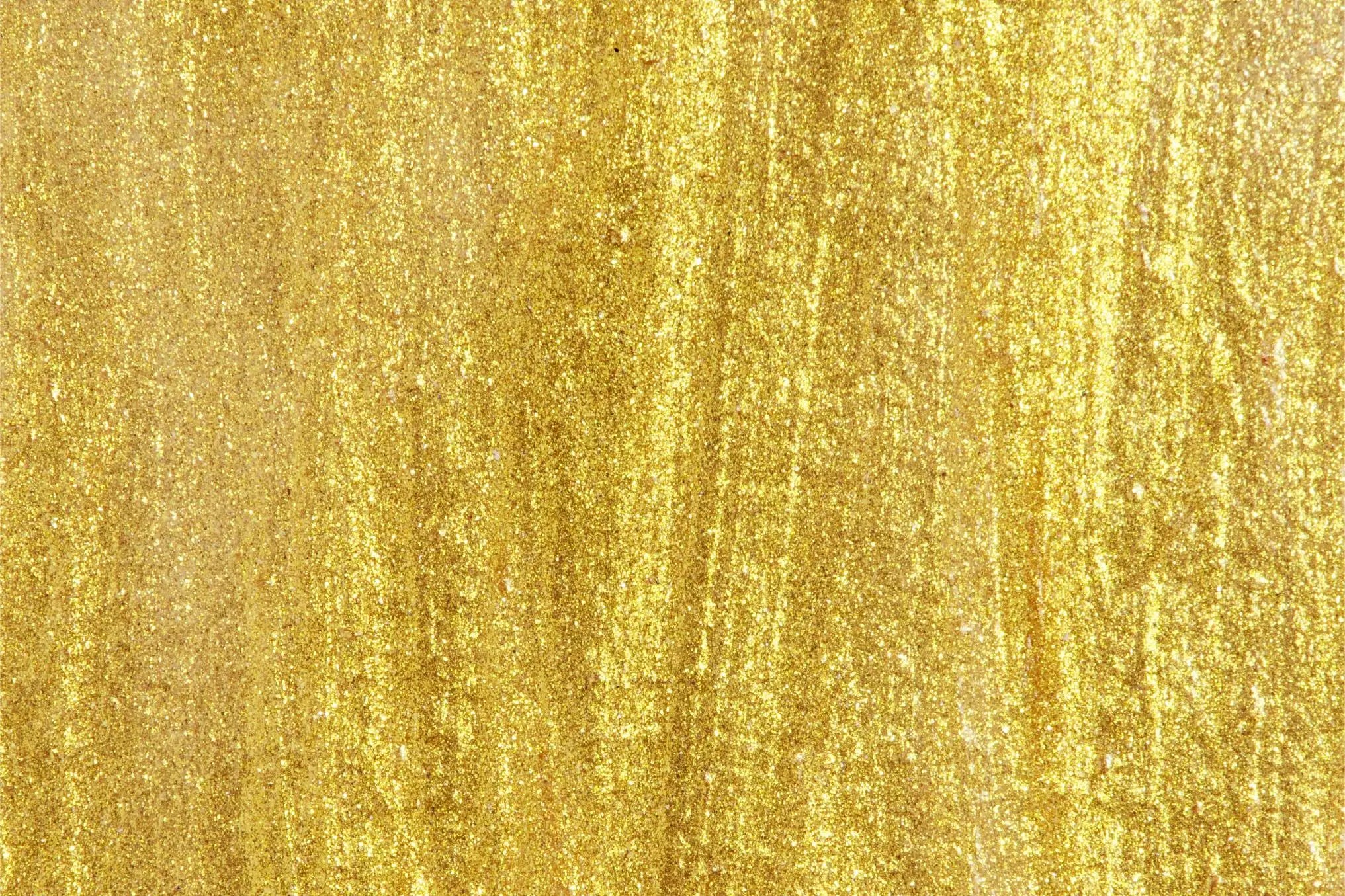 Golden metallic wallpaper